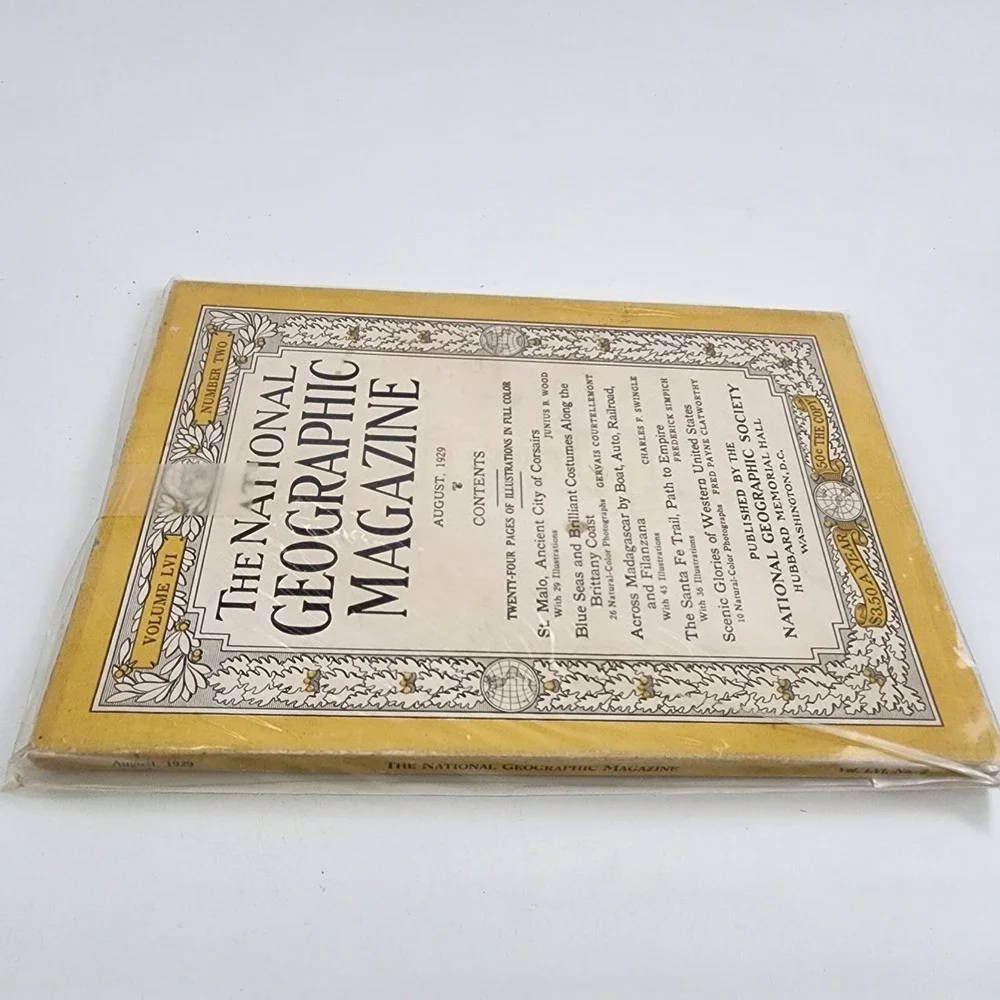 National Geographic Magazine‎ August 1929 No Insert